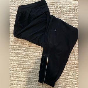 Lululemon x Equinox Surge Jogger Black